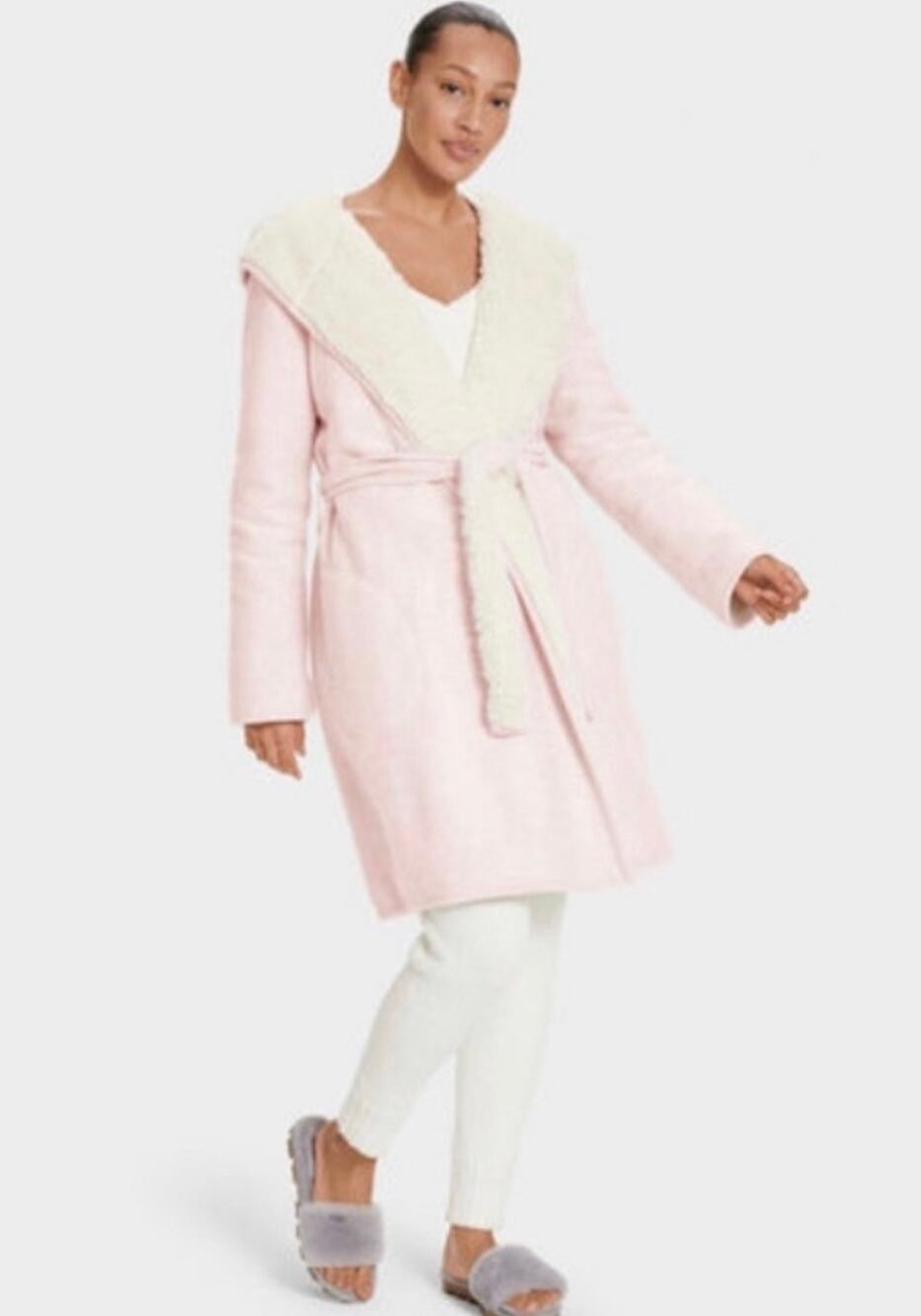 UGG Women's Portola Reversible Robe in Pink and Cream. Size M